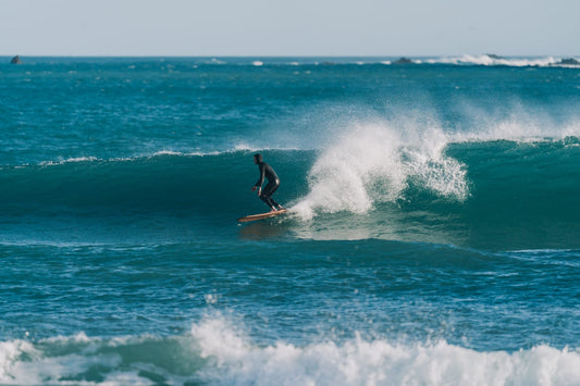 How Surfboard Rail Shapes Control Speed and Hold